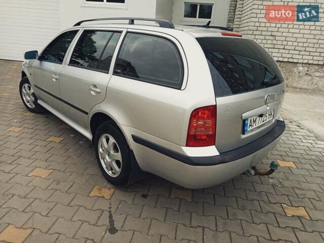 Шкода Октавія 2003 у Житомирі на Automoto.ua Шкода Октавія, об'ємом двигуна 1.6 л та пробігом 297 тис. км за 4250 $, фото 6 на Automoto.ua