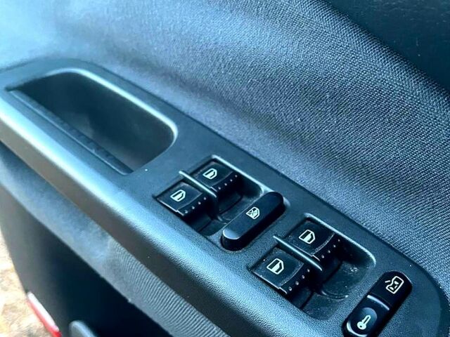 Шкода Октавия, объемом двигателя 20 л и пробегом 230 тыс. км за 5100 $, фото 3 на Automoto.ua
