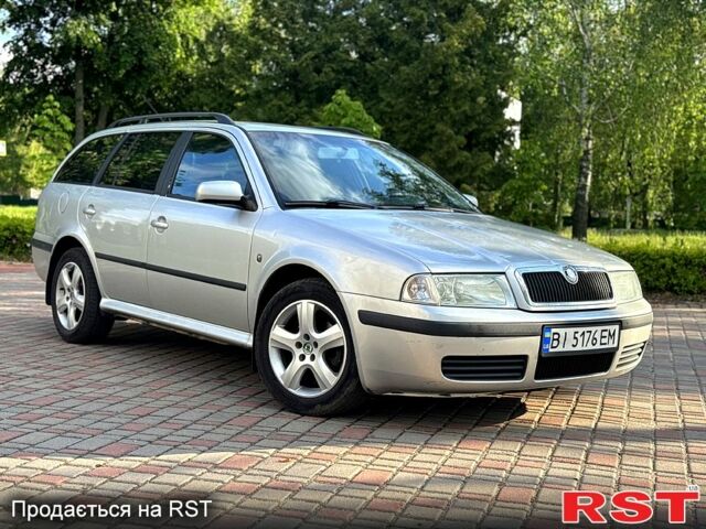 Шкода Октавия, объемом двигателя 2 л и пробегом 237 тыс. км за 5350 $, фото 3 на Automoto.ua