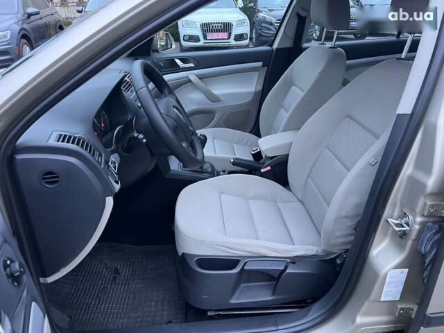 Шкода Октавия, объемом двигателя 1.6 л и пробегом 212 тыс. км за 5490 $, фото 10 на Automoto.ua