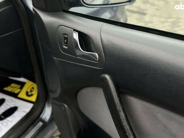 Шкода Октавия, объемом двигателя 1.6 л и пробегом 205 тыс. км за 4400 $, фото 21 на Automoto.ua