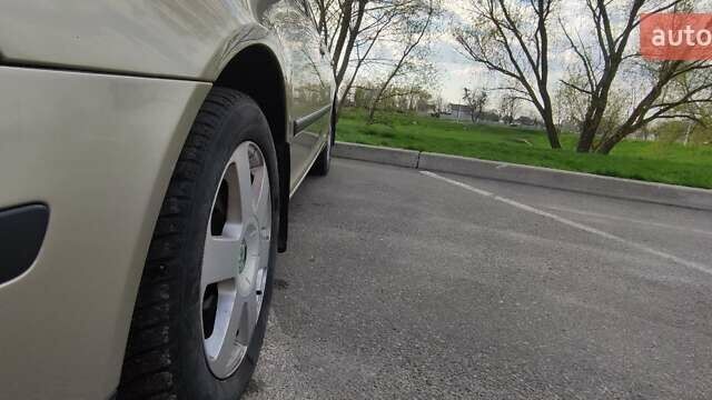 Шкода Октавия, объемом двигателя 1.6 л и пробегом 205 тыс. км за 6400 $, фото 15 на Automoto.ua