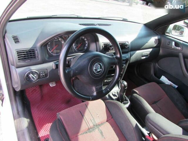 Шкода Октавия, объемом двигателя 0 л и пробегом 300 тыс. км за 4900 $, фото 5 на Automoto.ua