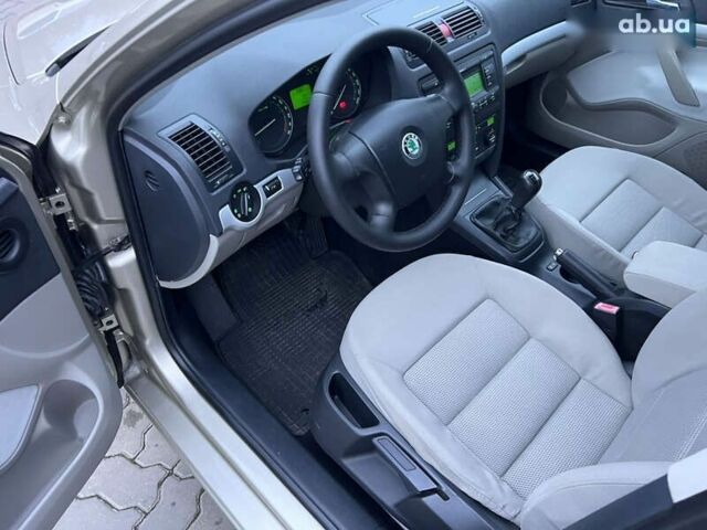 Шкода Октавия, объемом двигателя 1.6 л и пробегом 212 тыс. км за 5490 $, фото 11 на Automoto.ua