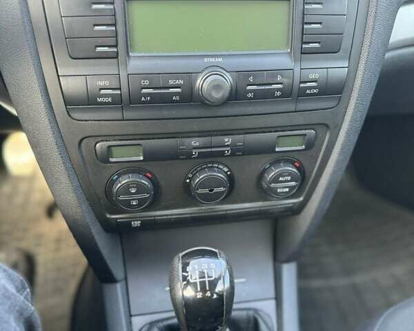 Шкода Октавия, объемом двигателя 1.6 л и пробегом 320 тыс. км за 5700 $, фото 19 на Automoto.ua