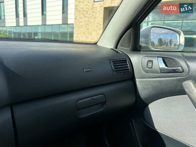 Шкода Октавия, объемом двигателя 1.6 л и пробегом 268 тыс. км за 3999 $, фото 14 на Automoto.ua