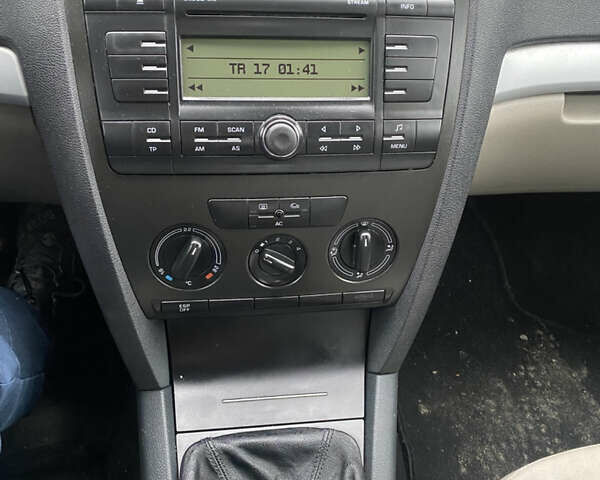 Шкода Октавия, объемом двигателя 2 л и пробегом 470 тыс. км за 2400 $, фото 10 на Automoto.ua