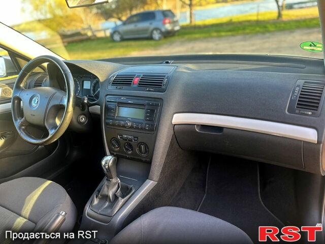 Шкода Октавия, объемом двигателя 16 л и пробегом 216 тыс. км за 5700 $, фото 9 на Automoto.ua