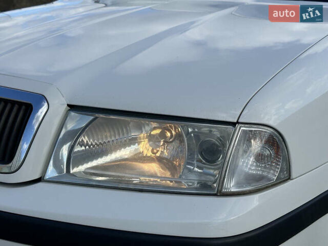 Шкода Октавия, объемом двигателя 1.6 л и пробегом 268 тыс. км за 3999 $, фото 6 на Automoto.ua