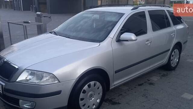 Шкода Октавия, объемом двигателя 1.6 л и пробегом 320 тыс. км за 5700 $, фото 6 на Automoto.ua