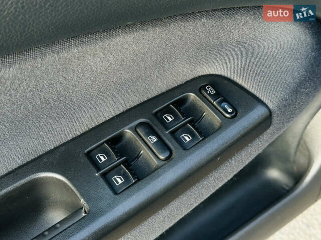 Шкода Октавія, об'ємом двигуна 1.78 л та пробігом 263 тис. км за 6900 $, фото 26 на Automoto.ua