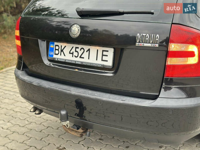Шкода Октавія, об'ємом двигуна 2 л та пробігом 335 тис. км за 5999 $, фото 7 на Automoto.ua