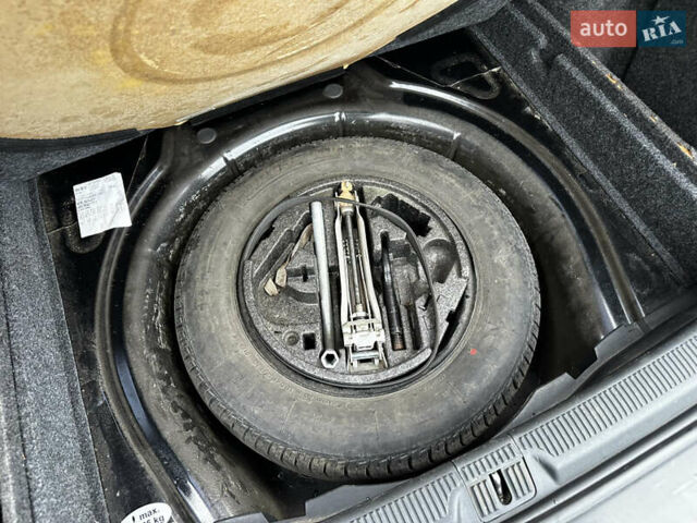 Шкода Октавія, об'ємом двигуна 2 л та пробігом 335 тис. км за 5999 $, фото 33 на Automoto.ua