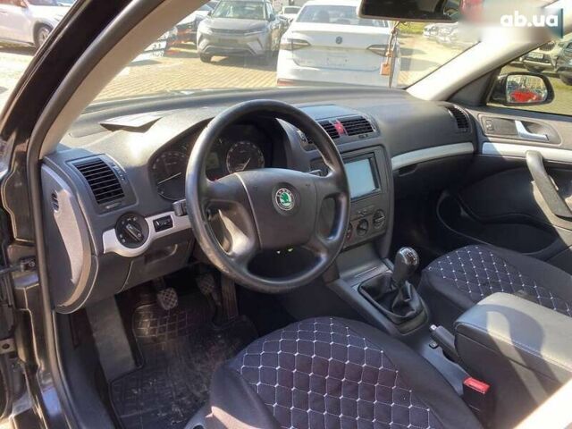 Шкода Октавия, объемом двигателя 1.6 л и пробегом 184 тыс. км за 5100 $, фото 9 на Automoto.ua