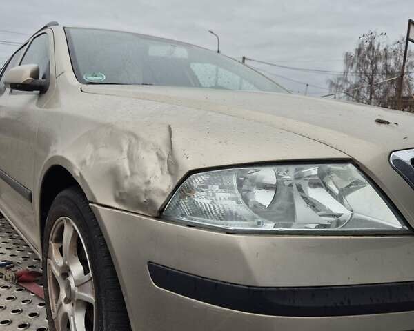 Шкода Октавия, объемом двигателя 0 л и пробегом 220 тыс. км за 4999 $, фото 3 на Automoto.ua