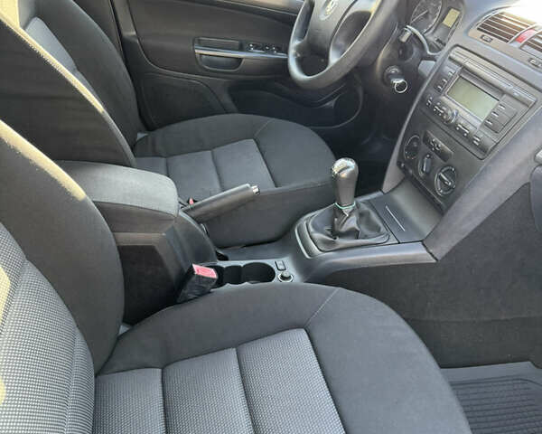 Шкода Октавия, объемом двигателя 1.6 л и пробегом 185 тыс. км за 6500 $, фото 15 на Automoto.ua