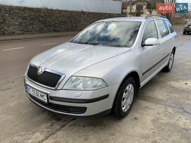 Шкода Октавия, объемом двигателя 1.6 л и пробегом 250 тыс. км за 4250 $, фото 2 на Automoto.ua