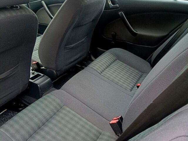 Шкода Октавия, объемом двигателя 1.6 л и пробегом 190 тыс. км за 6350 $, фото 3 на Automoto.ua