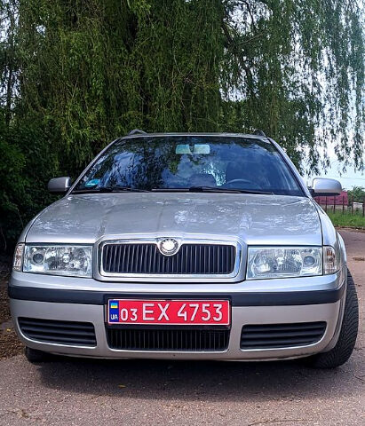 Шкода Октавия, объемом двигателя 1.6 л и пробегом 192 тыс. км за 5700 $, фото 1 на Automoto.ua