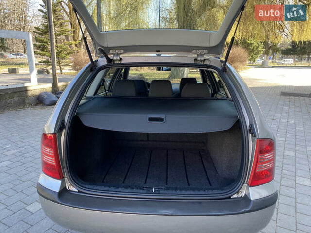 Шкода Октавия, объемом двигателя 1.6 л и пробегом 188 тыс. км за 5350 $, фото 5 на Automoto.ua