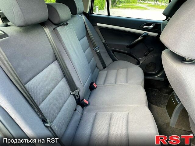 Шкода Октавия 2007 в Вознесенске на Automoto.ua Шкода Октавия, объемом двигателя 1.6 л и пробегом 213 тыс. км за 6200 $, фото 6 на Automoto.ua