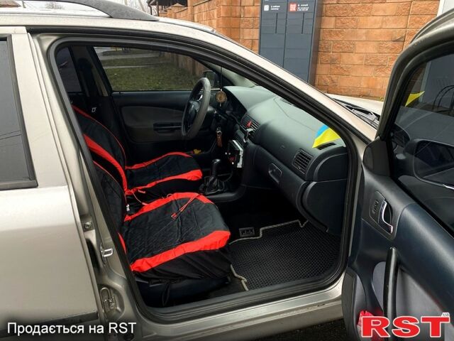 Шкода Октавия, объемом двигателя 1.9 л и пробегом 220 тыс. км за 5500 $, фото 10 на Automoto.ua