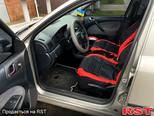 Шкода Октавия, объемом двигателя 1.9 л и пробегом 220 тыс. км за 5500 $, фото 11 на Automoto.ua