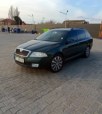 Шкода Октавия, объемом двигателя 16 л и пробегом 270 тыс. км за 5900 $, фото 1 на Automoto.ua
