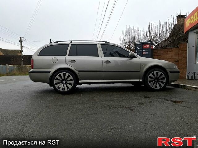 Шкода Октавия, объемом двигателя 1.9 л и пробегом 220 тыс. км за 5500 $, фото 1 на Automoto.ua