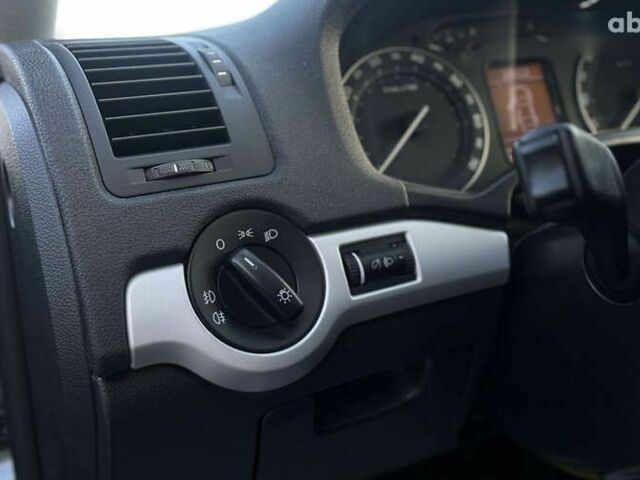 Шкода Октавия, объемом двигателя 1.6 л и пробегом 147 тыс. км за 6450 $, фото 18 на Automoto.ua