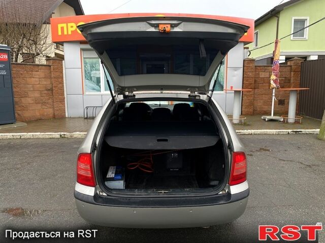 Шкода Октавия, объемом двигателя 1.9 л и пробегом 220 тыс. км за 5500 $, фото 5 на Automoto.ua