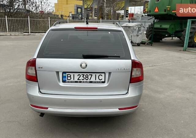 Шкода Октавия, объемом двигателя 1.6 л и пробегом 268 тыс. км за 7400 $, фото 4 на Automoto.ua