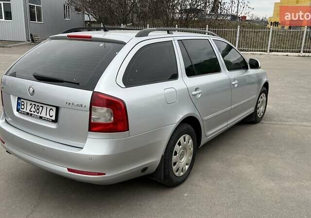 Шкода Октавия, объемом двигателя 1.6 л и пробегом 268 тыс. км за 7400 $, фото 2 на Automoto.ua
