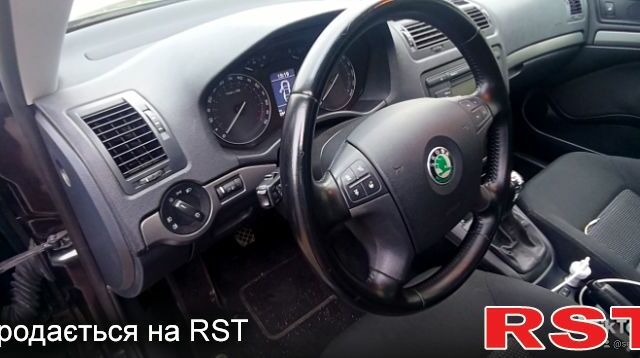 Шкода Октавия, объемом двигателя 1.8 л и пробегом 200 тыс. км за 7500 $, фото 6 на Automoto.ua