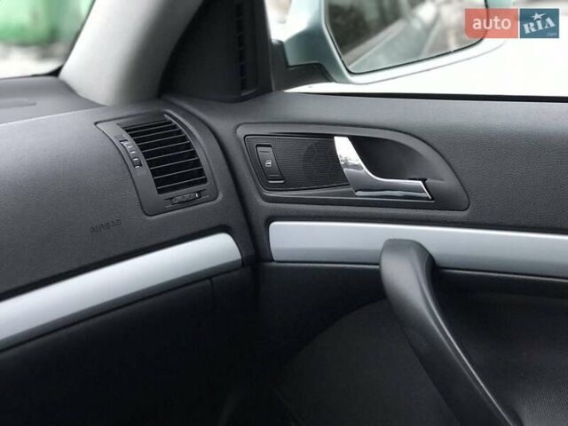 Шкода Октавия, объемом двигателя 1.9 л и пробегом 367 тыс. км за 7999 $, фото 6 на Automoto.ua
