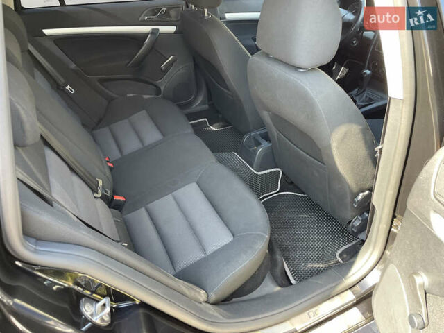 Шкода Октавия, объемом двигателя 1.6 л и пробегом 198 тыс. км за 7100 $, фото 12 на Automoto.ua