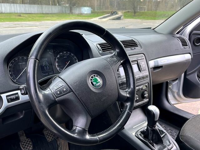 Шкода Октавия, объемом двигателя 2 л и пробегом 320 тыс. км за 6999 $, фото 6 на Automoto.ua