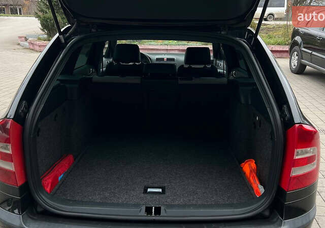 Шкода Октавия, объемом двигателя 2 л и пробегом 390 тыс. км за 8500 $, фото 11 на Automoto.ua