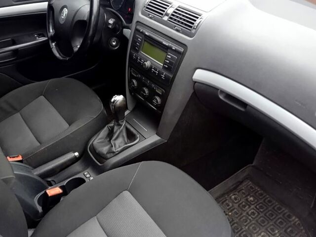 Шкода Октавия, объемом двигателя 16 л и пробегом 250 тыс. км за 6400 $, фото 8 на Automoto.ua