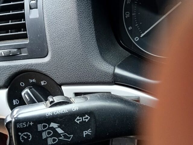 Шкода Октавия, объемом двигателя 16 л и пробегом 250 тыс. км за 6400 $, фото 6 на Automoto.ua