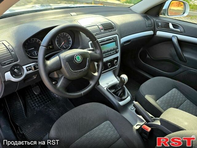 Шкода Октавия, объемом двигателя 1.9 л и пробегом 180 тыс. км за 7200 $, фото 4 на Automoto.ua