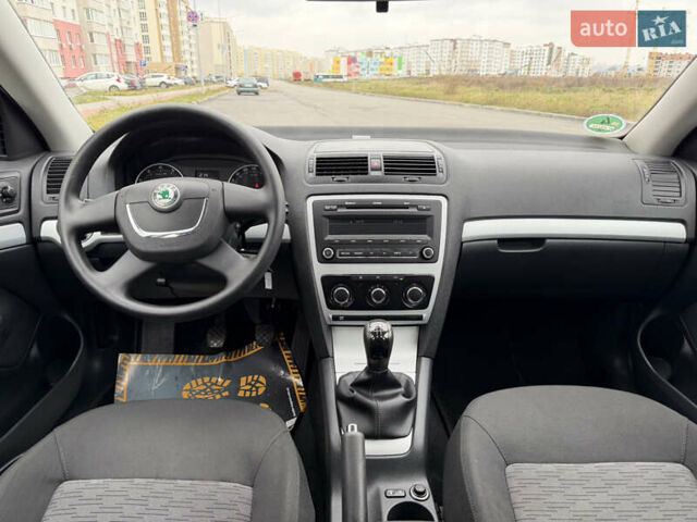 Шкода Октавія, об'ємом двигуна 1.6 л та пробігом 195 тис. км за 8499 $, фото 16 на Automoto.ua