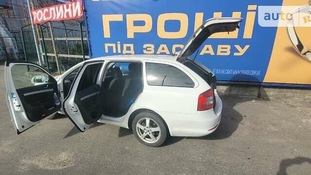 Шкода Октавія, об'ємом двигуна 1.8 л та пробігом 185 тис. км за 7999 $, фото 16 на Automoto.ua