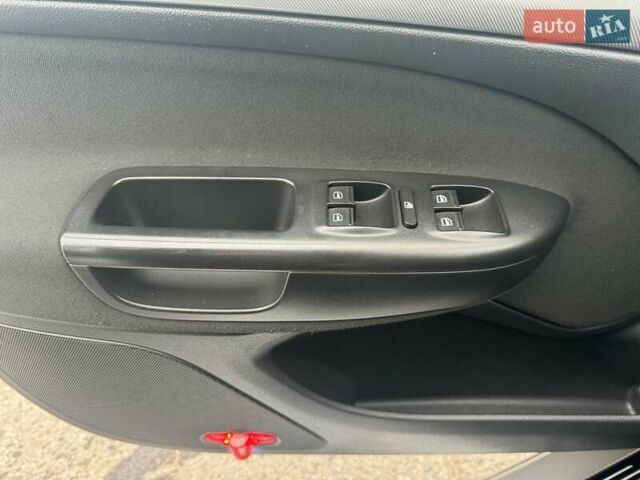 Шкода Октавия, объемом двигателя 1.6 л и пробегом 206 тыс. км за 8499 $, фото 10 на Automoto.ua