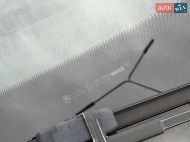 Шкода Октавія, об'ємом двигуна 1.6 л та пробігом 195 тис. км за 8499 $, фото 76 на Automoto.ua