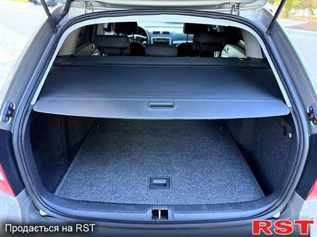 Шкода Октавия, объемом двигателя 1.6 л и пробегом 218 тыс. км за 9200 $, фото 10 на Automoto.ua