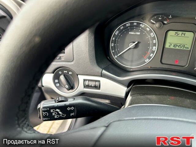 Шкода Октавия, объемом двигателя 1.6 л и пробегом 218 тыс. км за 7200 $, фото 8 на Automoto.ua