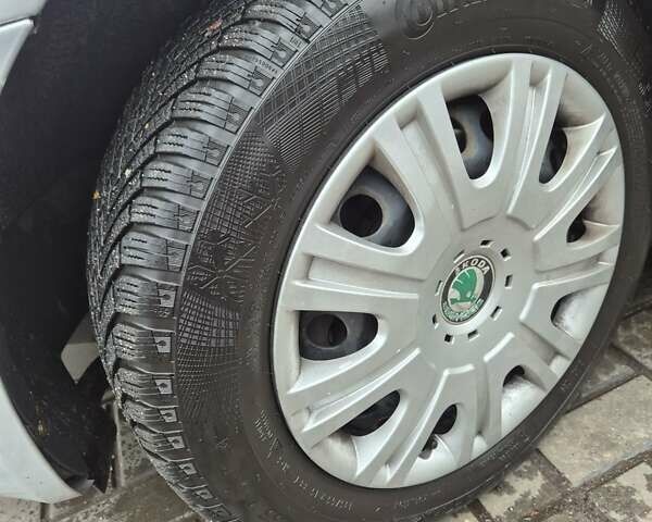 Шкода Октавия, объемом двигателя 1.6 л и пробегом 240 тыс. км за 8199 $, фото 10 на Automoto.ua