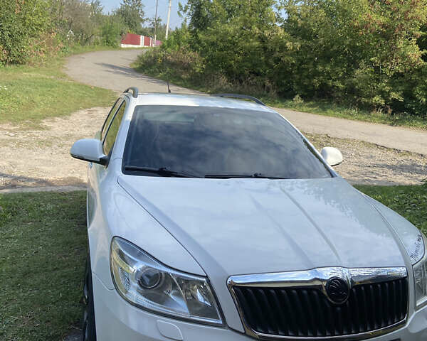 Шкода Октавия, объемом двигателя 1.8 л и пробегом 300 тыс. км за 6800 $, фото 1 на Automoto.ua