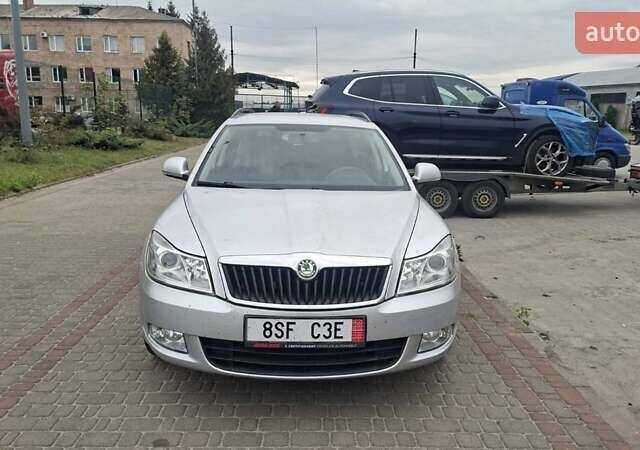 Шкода Октавия, объемом двигателя 1.6 л и пробегом 240 тыс. км за 8199 $, фото 1 на Automoto.ua